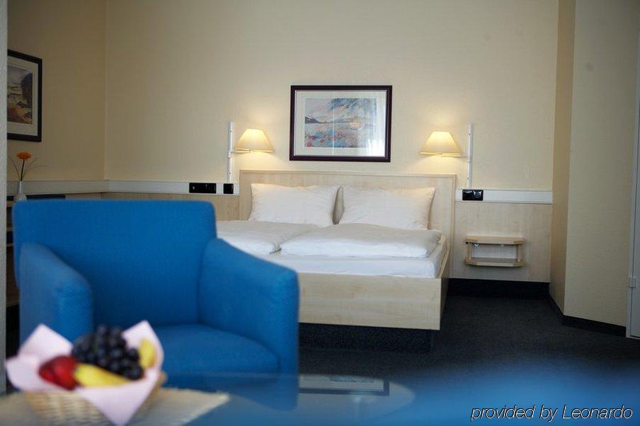 Intercityhotel Erfurt Oda fotoğraf